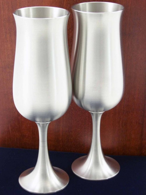 Royal Selangor Goblet Flute Pair in Wooden Gift Box