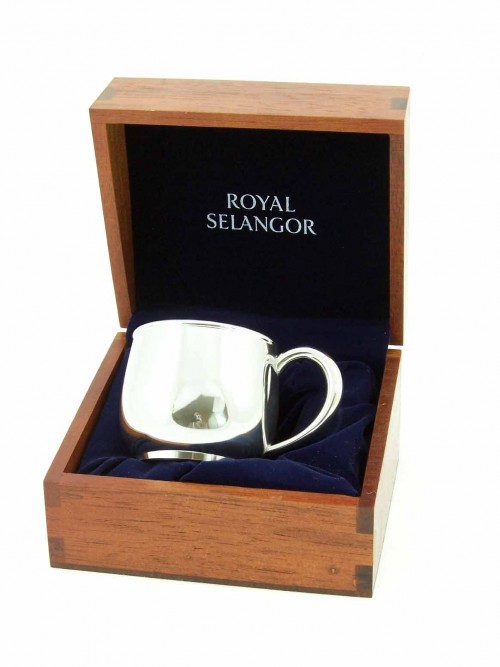 Royal Selangor Babys Mug in Wooden Gift Box