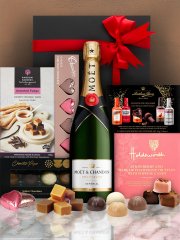 Romantic Night In - Champagne Gift Hamper