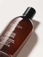 L'Occitane Almond Shower Scrub 200ml