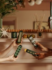 L'Occitane Festive Crackers Collection