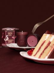 Smith & Co. Maraschino Cherry Festive Candle 80g