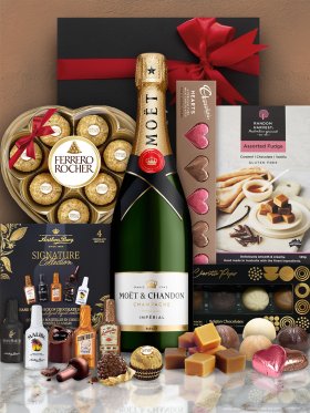 Romantic Night In - Champagne Gift Hamper