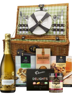 Romantic Getaway - 2 Person Gourmet Picnic Hamper