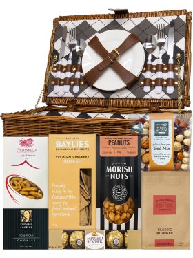 Newbury Gourmet Picnic Hamper