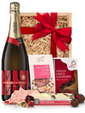 Mumm Marlborough Premium Wine Hamper