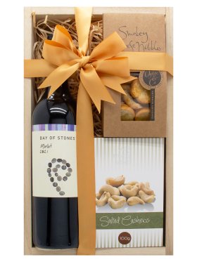 Red Wine & Nibbles Gift Hamper