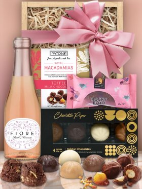 Blush & Bites Gift Hamper